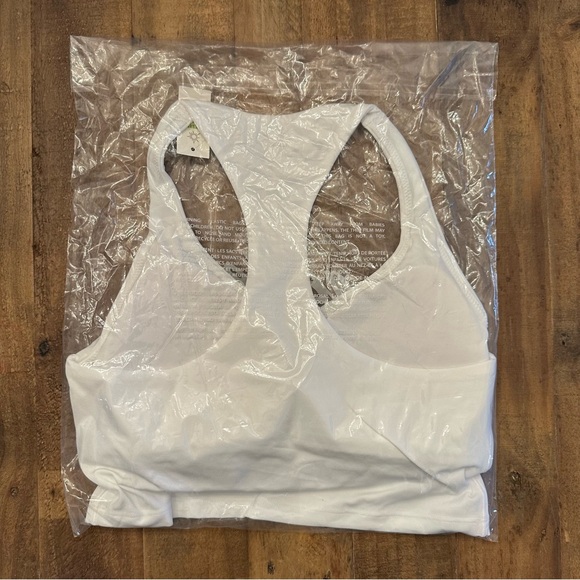 Aerie White Sports Bra - Picture 4 of 4